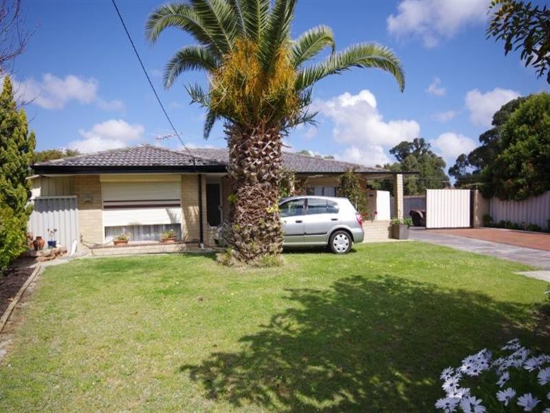 10 Bexley Way, Girrawheen WA 6064