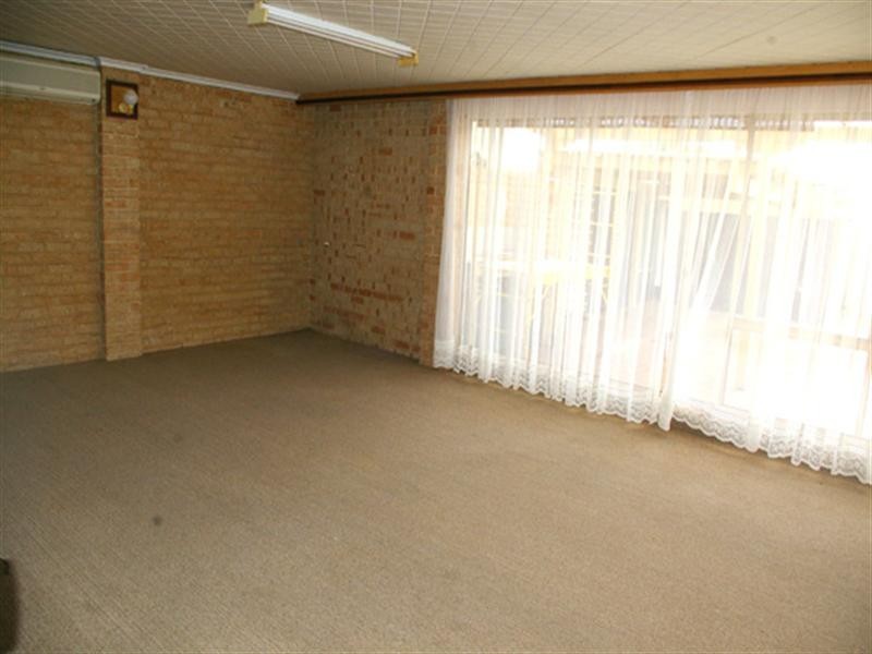 14 The Avenue, Alexander Heights WA 6064