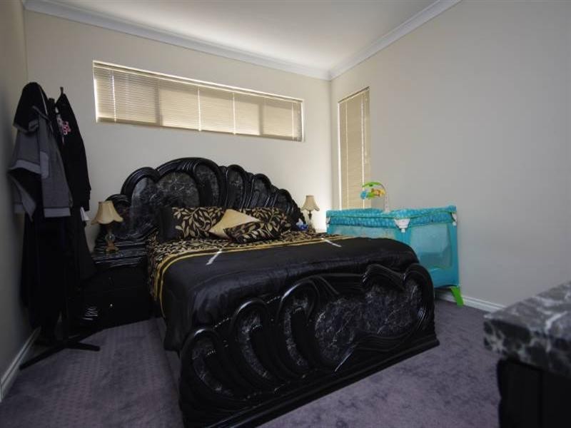 71a Eastdene Circle, Nollamara WA 6061