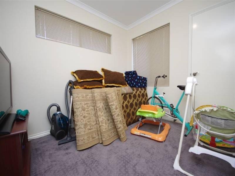 71a Eastdene Circle, Nollamara WA 6061