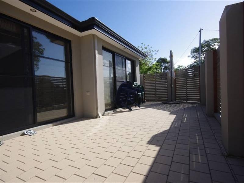 71a Eastdene Circle, Nollamara WA 6061