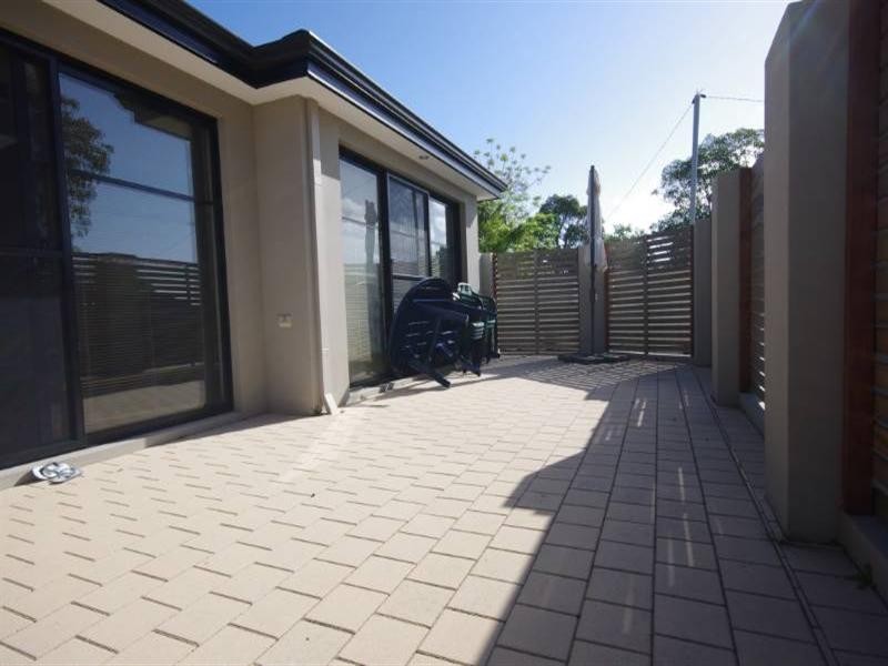 71a Eastdene Circle, Nollamara WA 6061