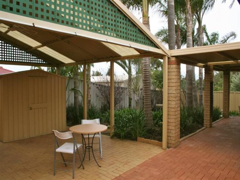 18 Silkpod Heights, Mirrabooka WA 6061