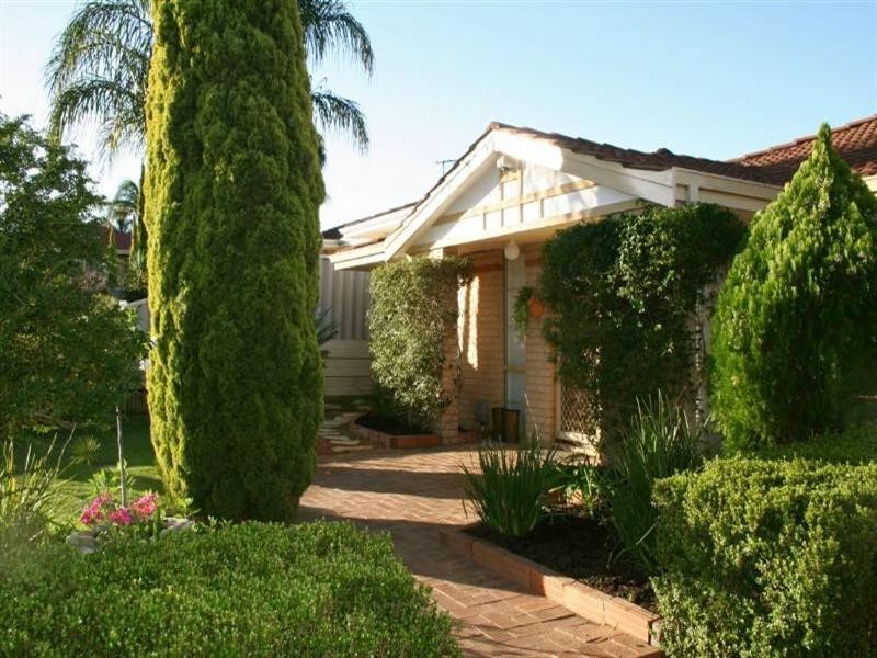 18 Silkpod Heights, Mirrabooka WA 6061