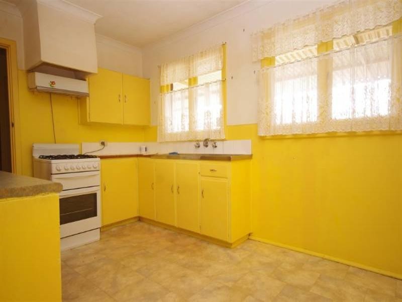 5 Bersted Street, Balga WA 6061