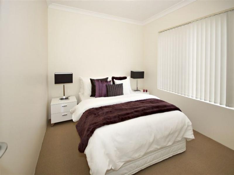 8b Mildmay Street, Balga WA 6061