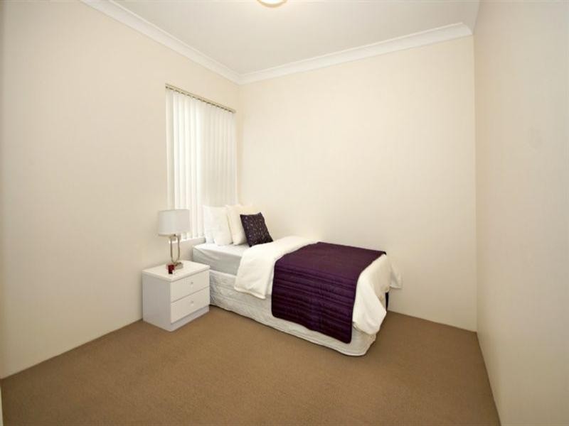 8b Mildmay Street, Balga WA 6061