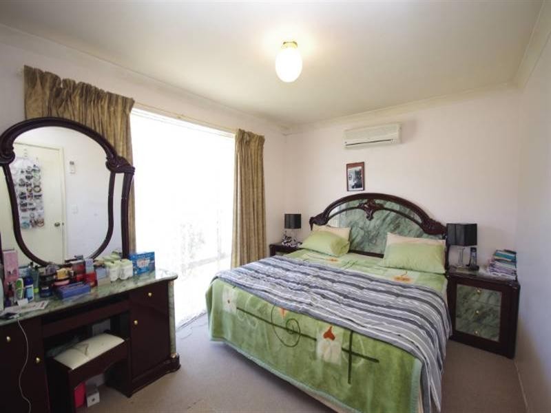 11 Fragrant Gardens, Mirrabooka WA 6061