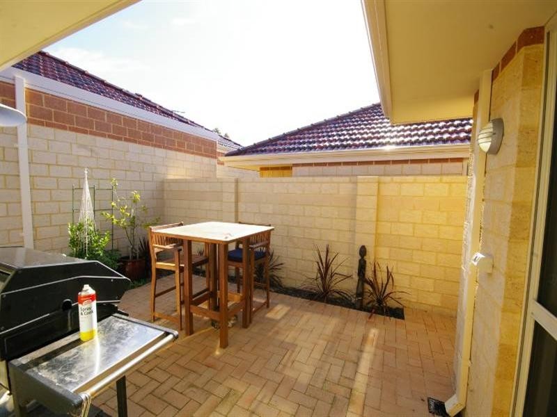 38 Heyshott Road, Balga WA 6061