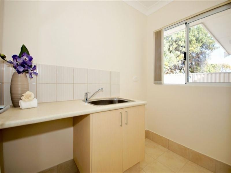 8c Mildmay Street, Balga WA 6061