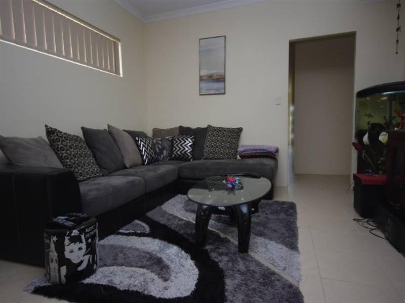 24 Selsfield Place, Balga WA 6061