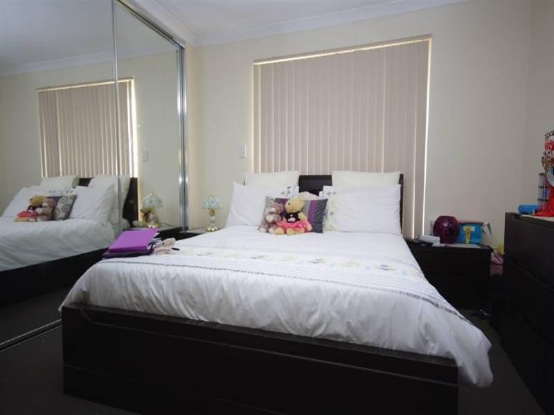 24 Selsfield Place, Balga WA 6061