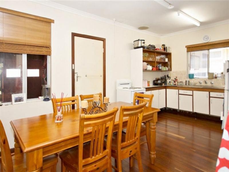 25 Rochester Circle, Balga WA 6061