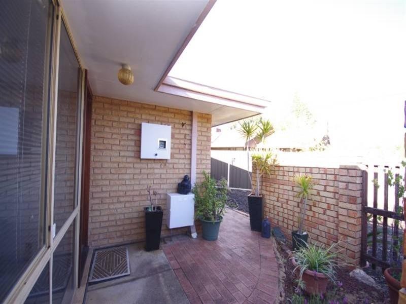 26b Pinewood Green, Mirrabooka WA 6061