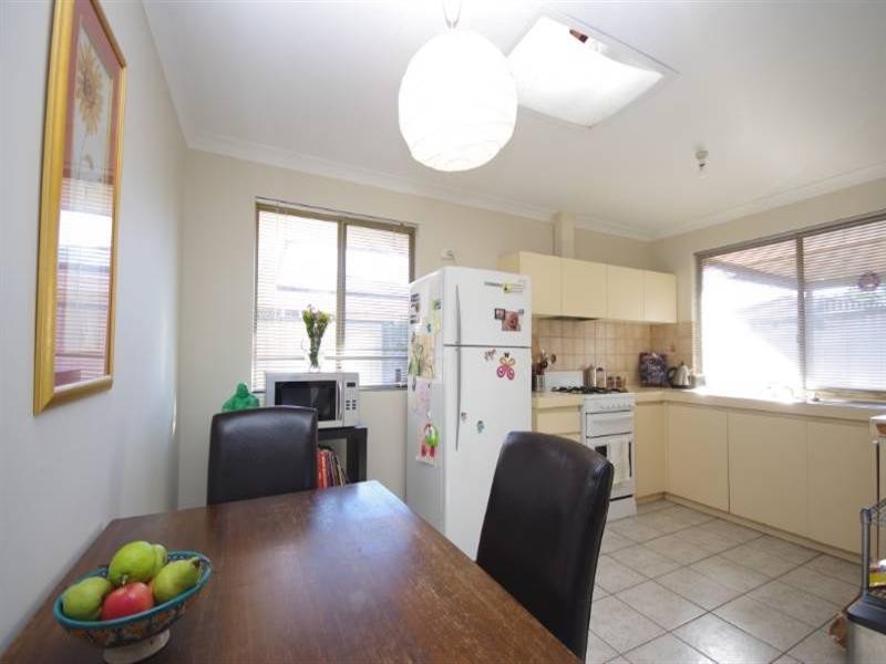 26b Pinewood Green, Mirrabooka WA 6061
