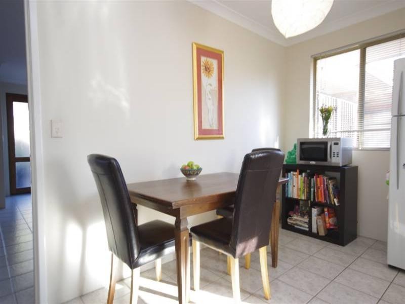 26b Pinewood Green, Mirrabooka WA 6061