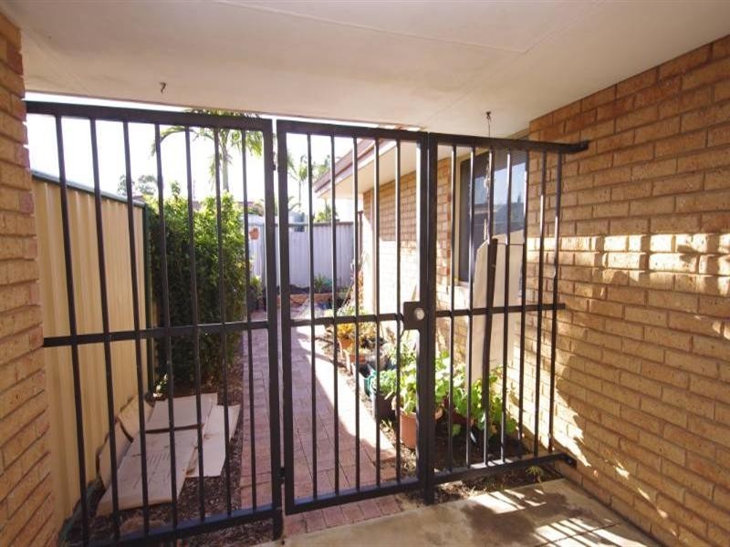 26b Pinewood Green, Mirrabooka WA 6061