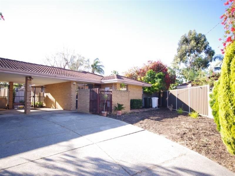 26b Pinewood Green, Mirrabooka WA 6061