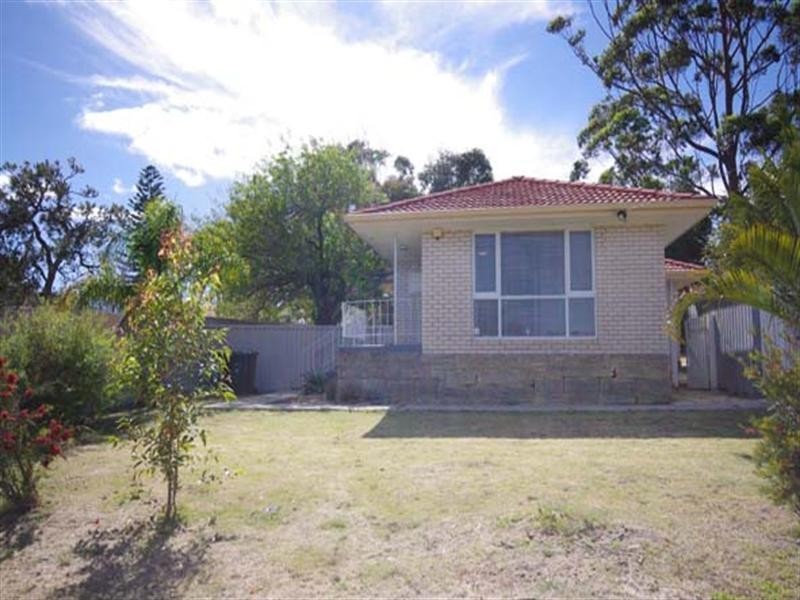 24 Keeley Way, Girrawheen WA 6064