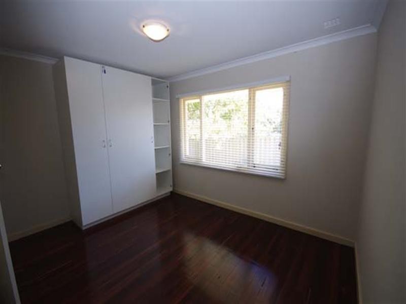 24 Keeley Way, Girrawheen WA 6064