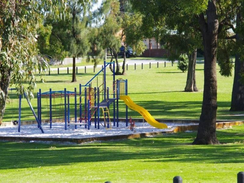 22 Selsfield Place, Balga WA 6061