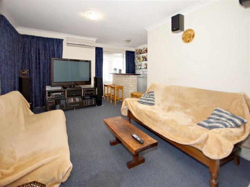 1 Kirkstone Place, Balga WA 6061