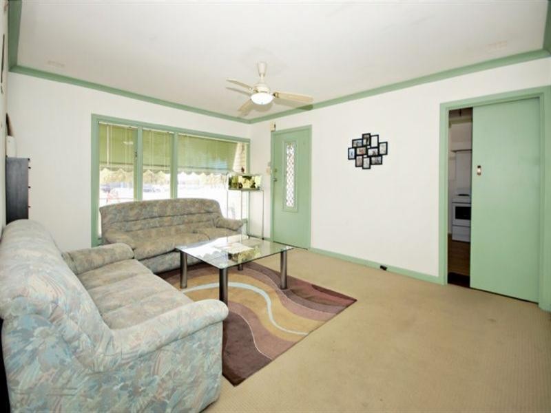 8 Culloton Crescent, Balga WA 6061