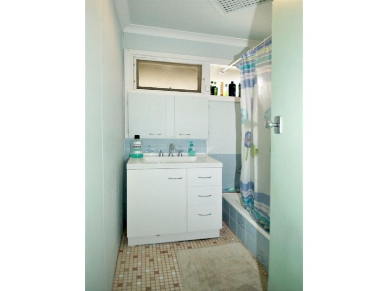 8 Culloton Crescent, Balga WA 6061