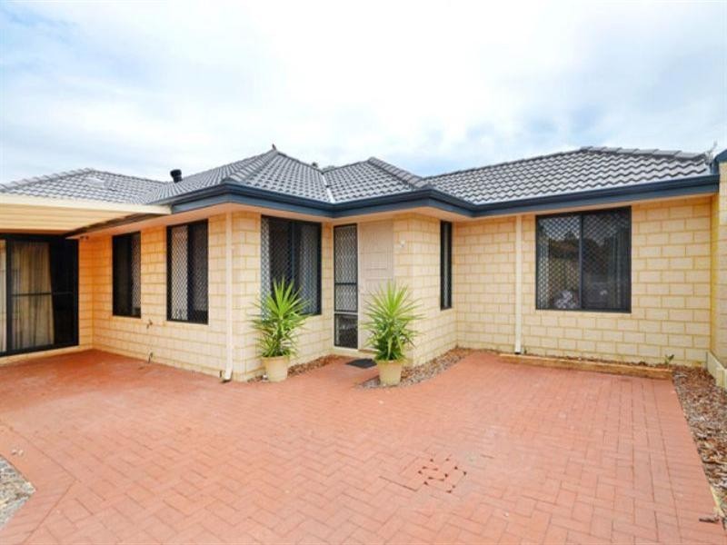 6a Durham Way, Westminster WA 6061