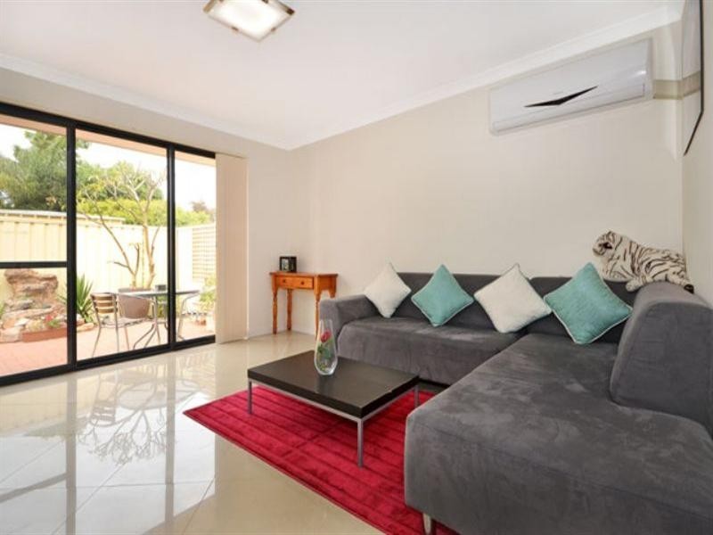 6a Durham Way, Westminster WA 6061