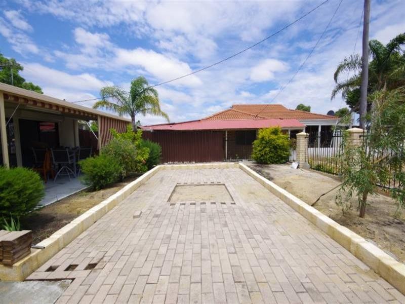 15 Stoate Place, Mirrabooka WA 6061