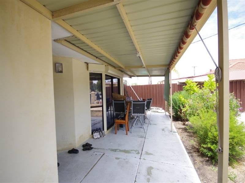 15 Stoate Place, Mirrabooka WA 6061