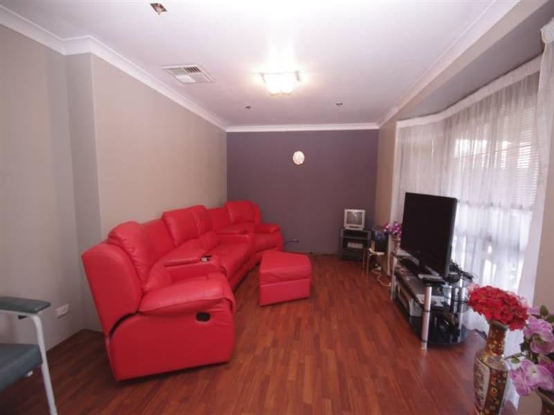 15 Stoate Place, Mirrabooka WA 6061