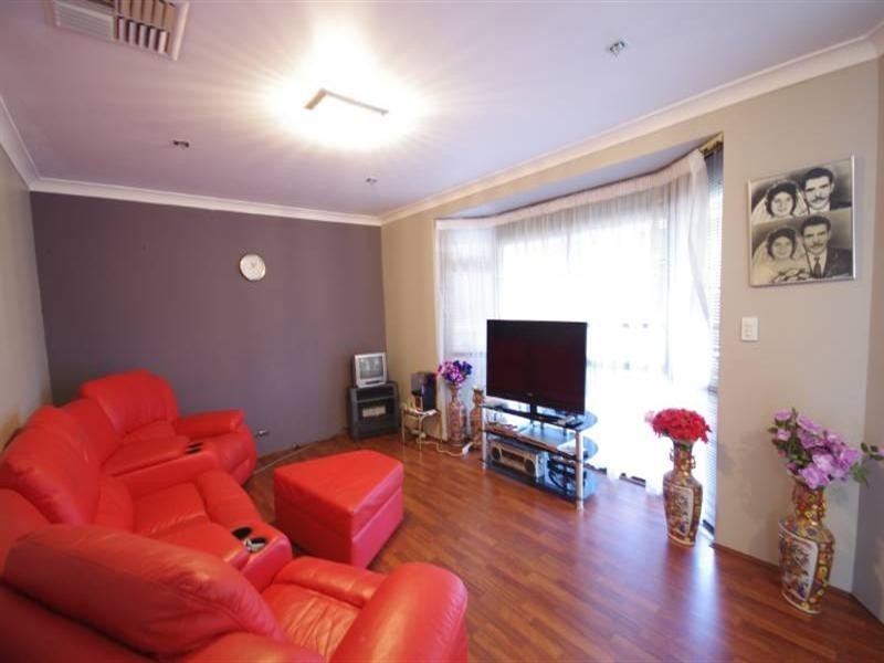 15 Stoate Place, Mirrabooka WA 6061