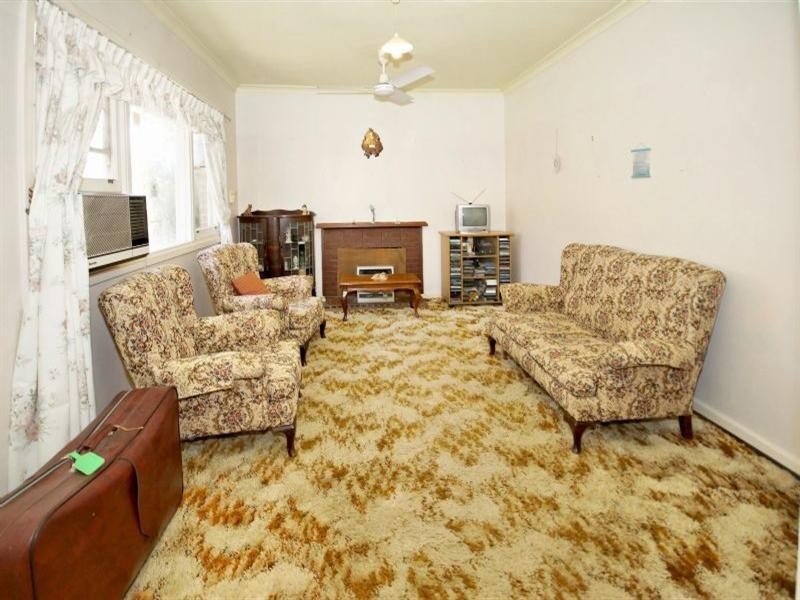 8 Preston Way, Balga WA 6061