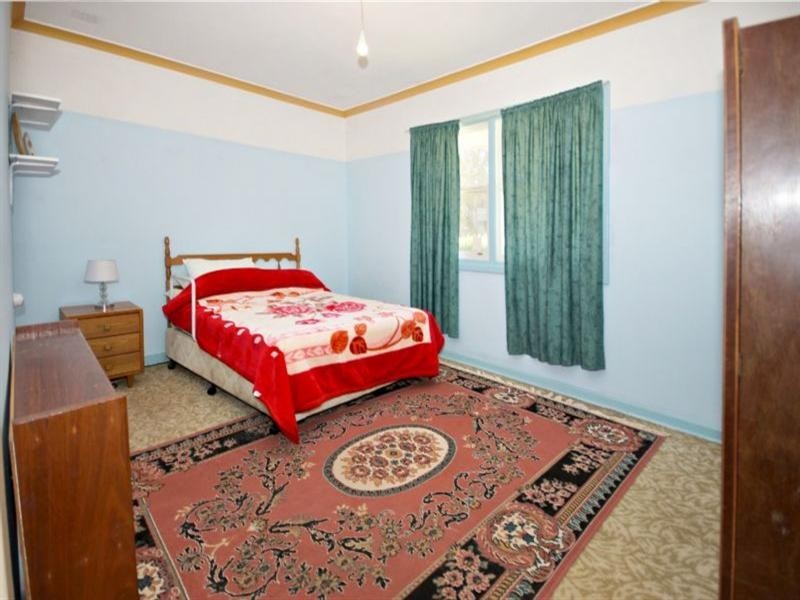 8 Preston Way, Balga WA 6061