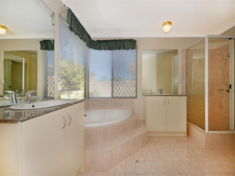 27 Monaco Place, Dianella WA 6059