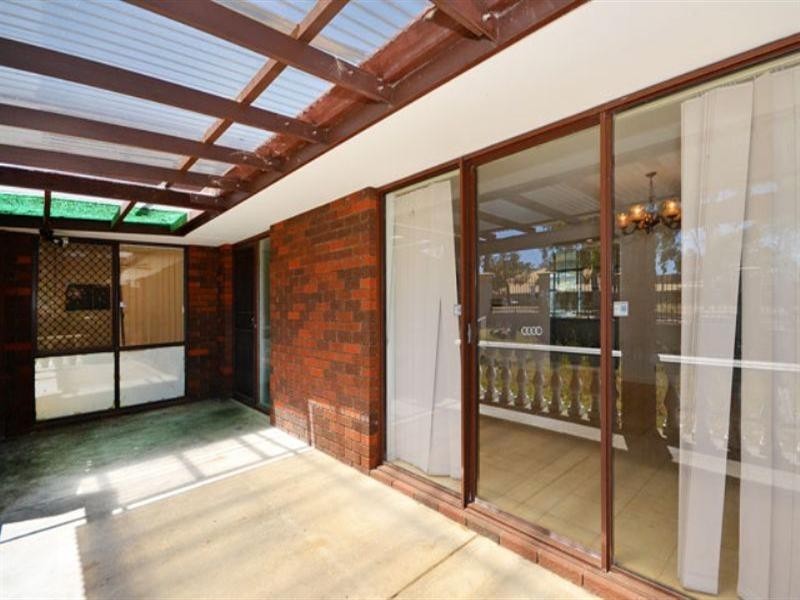 90 Girrawheen Avenue, Girrawheen WA 6064