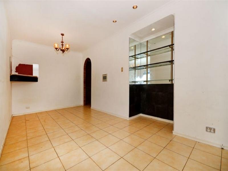 90 Girrawheen Avenue, Girrawheen WA 6064