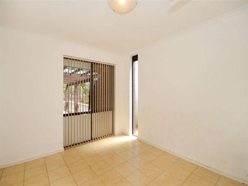 90 Girrawheen Avenue, Girrawheen WA 6064