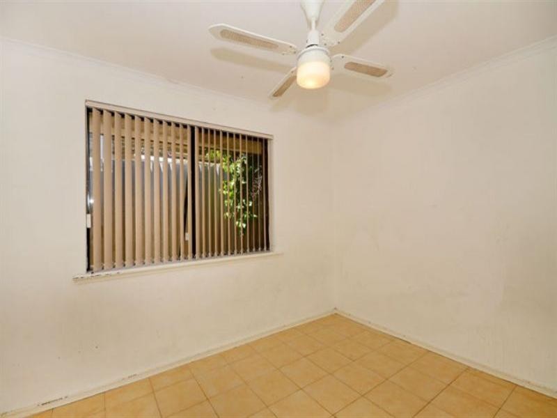 90 Girrawheen Avenue, Girrawheen WA 6064