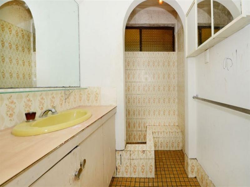 90 Girrawheen Avenue, Girrawheen WA 6064