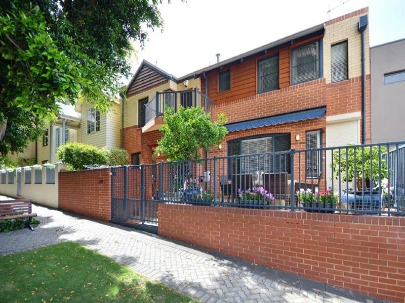 4 Harford Way, Girrawheen WA 6064