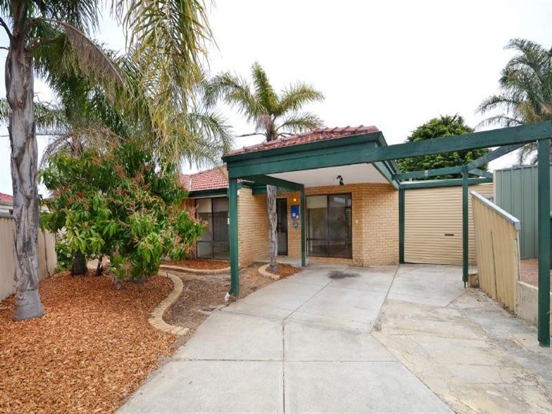 9 Pinetree Close, Alexander Heights WA 6064