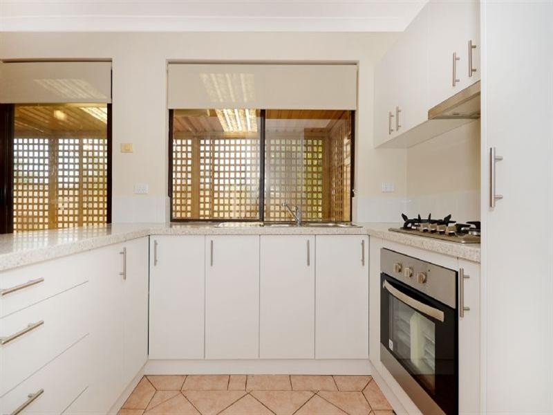 9 Pinetree Close, Alexander Heights WA 6064