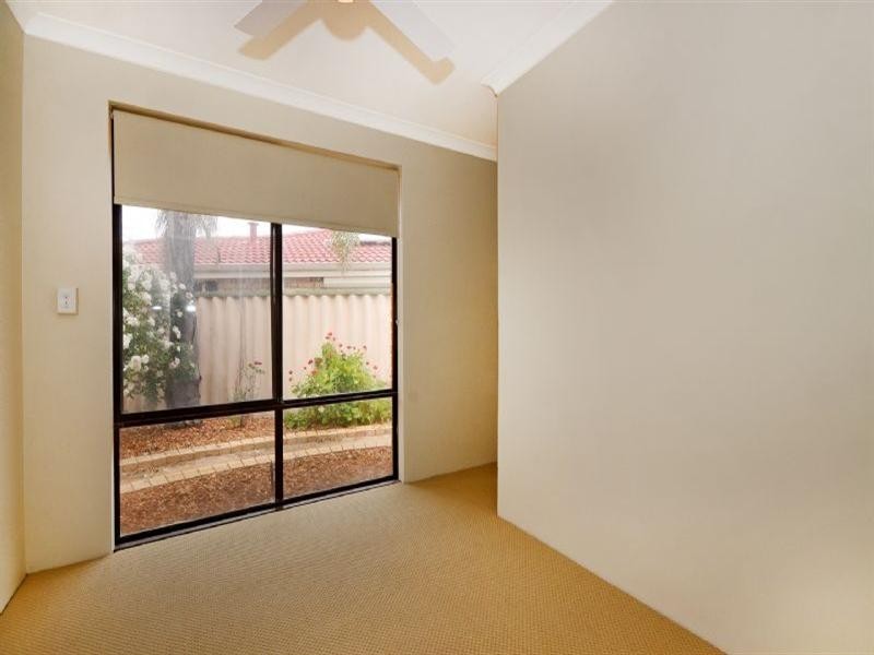 9 Pinetree Close, Alexander Heights WA 6064