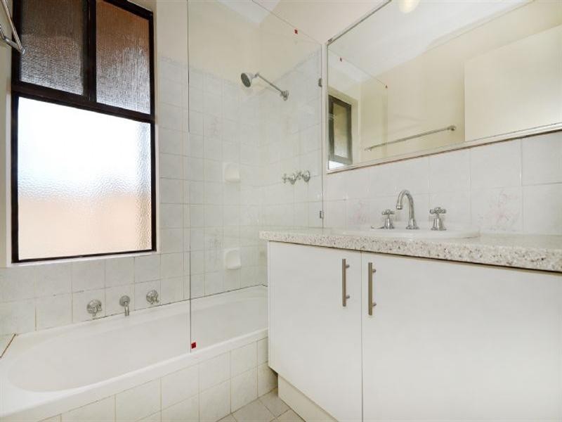 9 Pinetree Close, Alexander Heights WA 6064