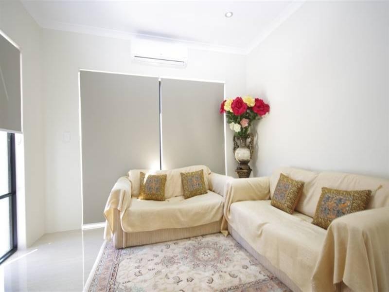 113c Ravenswood Drive, Westminster WA 6061