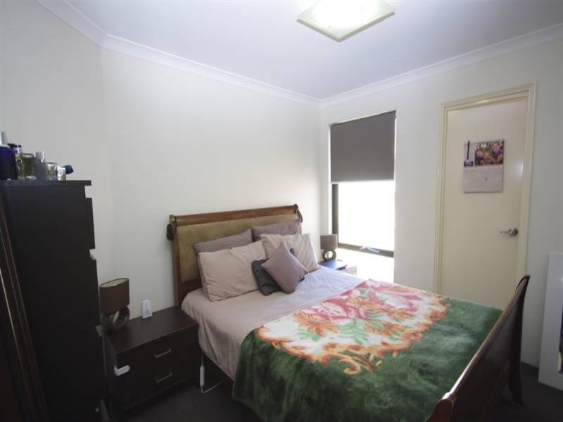 113c Ravenswood Drive, Westminster WA 6061