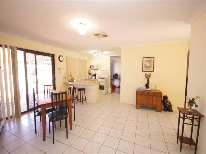 31 McFarlane Circle, Mirrabooka WA 6061